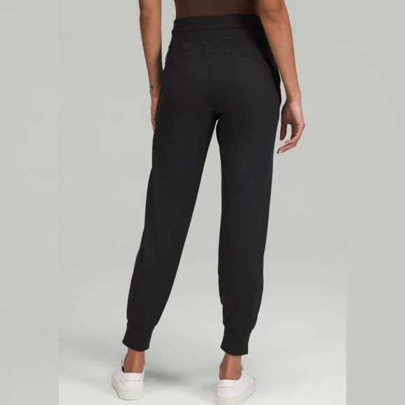 Lululemon Ready to Rulu High-Rise Jogger in Black - Picture 2 of 9